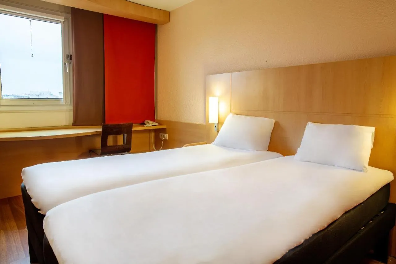 Hotel Ibis Paris Porte D'orleans Montrouge