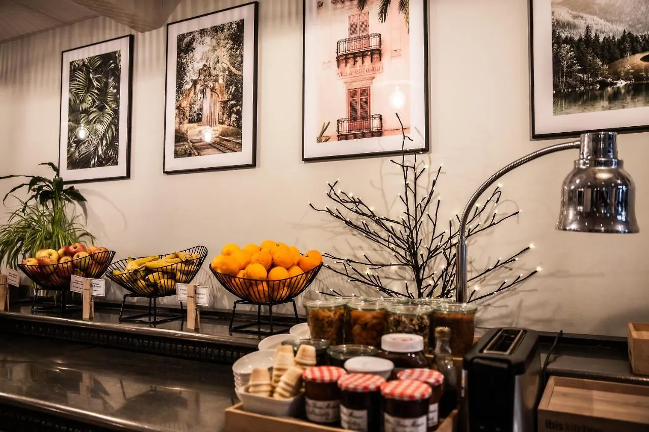Ibis Paris Porte D'orleans 3* Montrouge