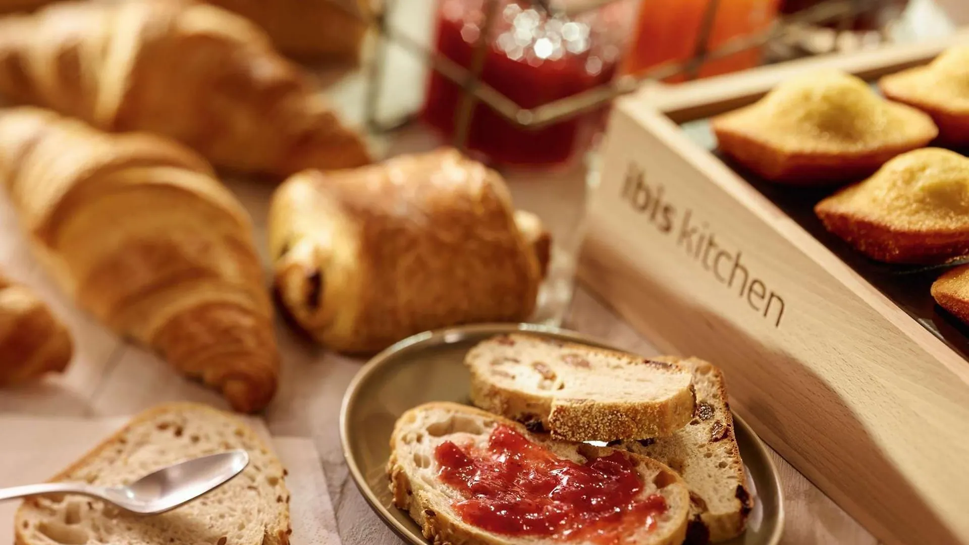 Отель Ibis Paris Porte D'orleans