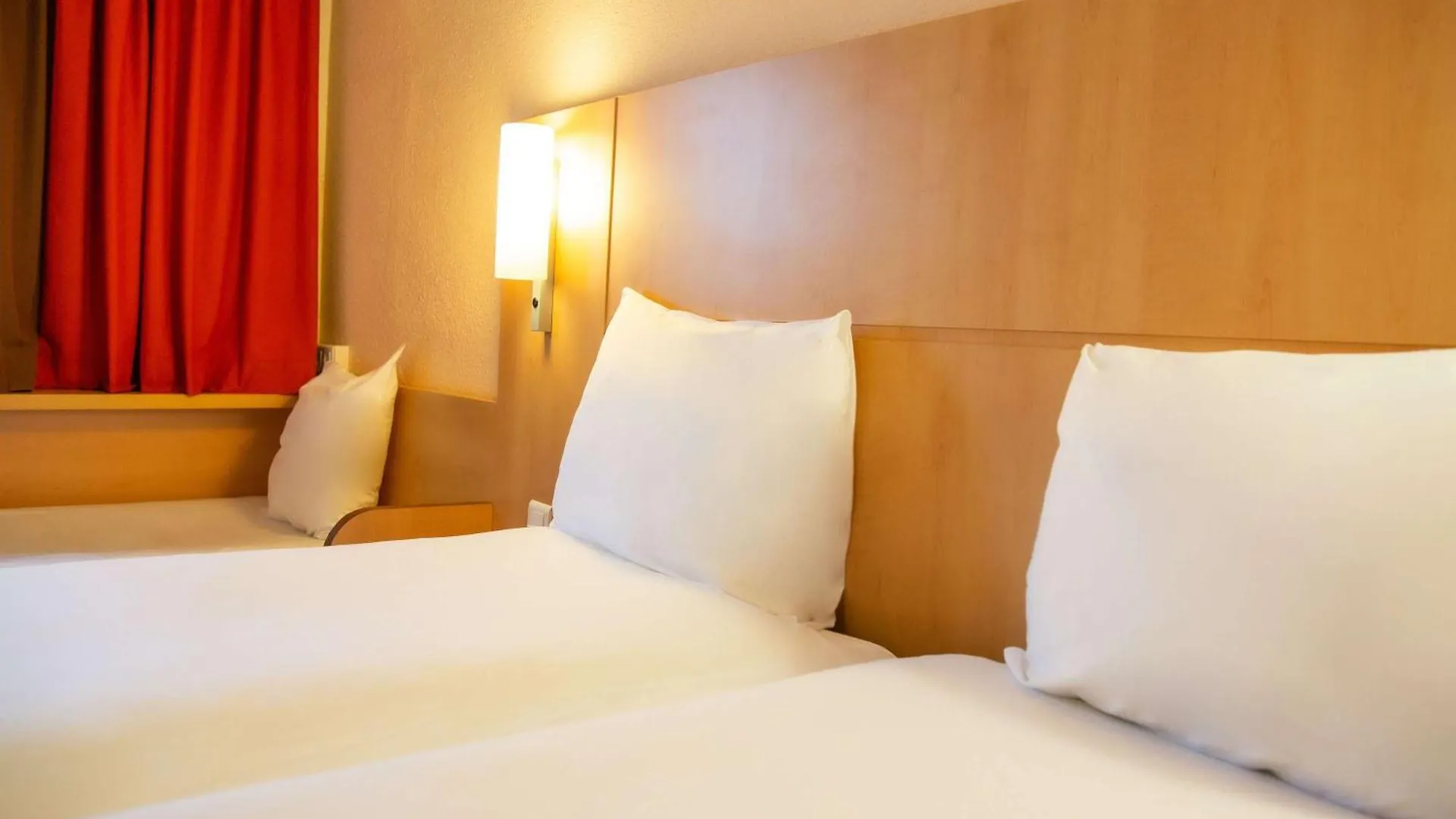 Ibis Paris Porte D'orleans Montrouge