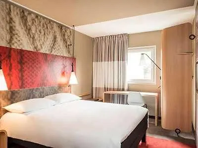 Отель Ibis Paris Porte D'orleans Монруж