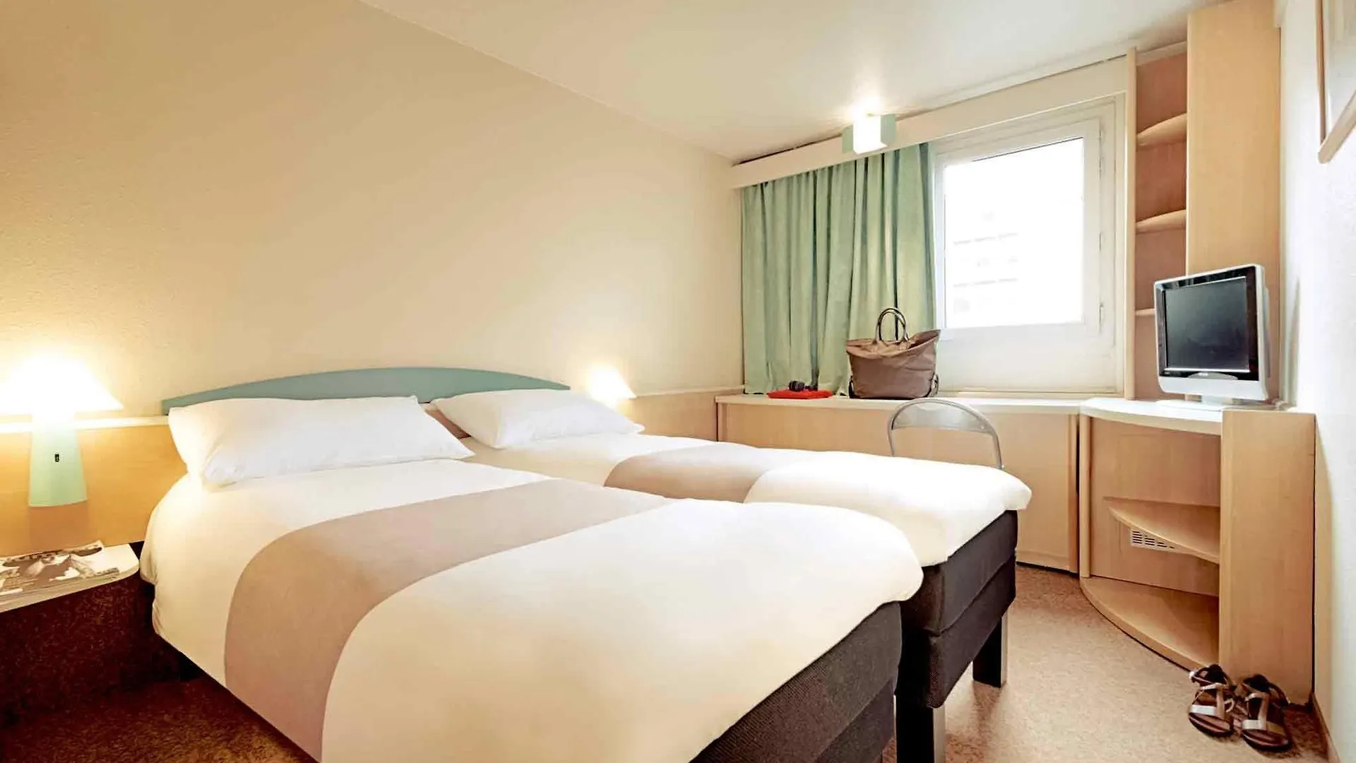 Ibis Paris Porte D'orleans Hotel