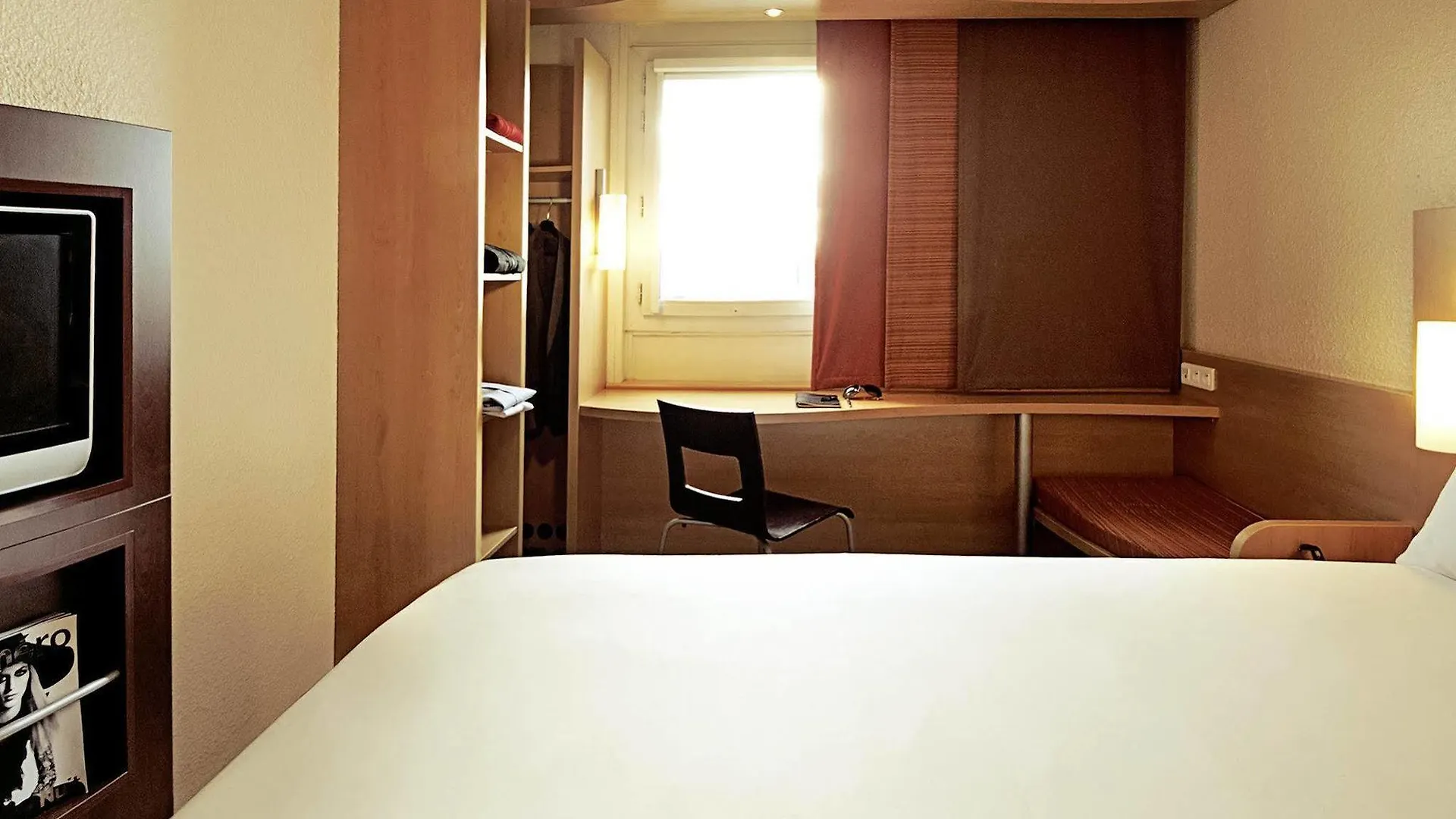 Hotel Ibis Paris Porte D'orleans Montrouge